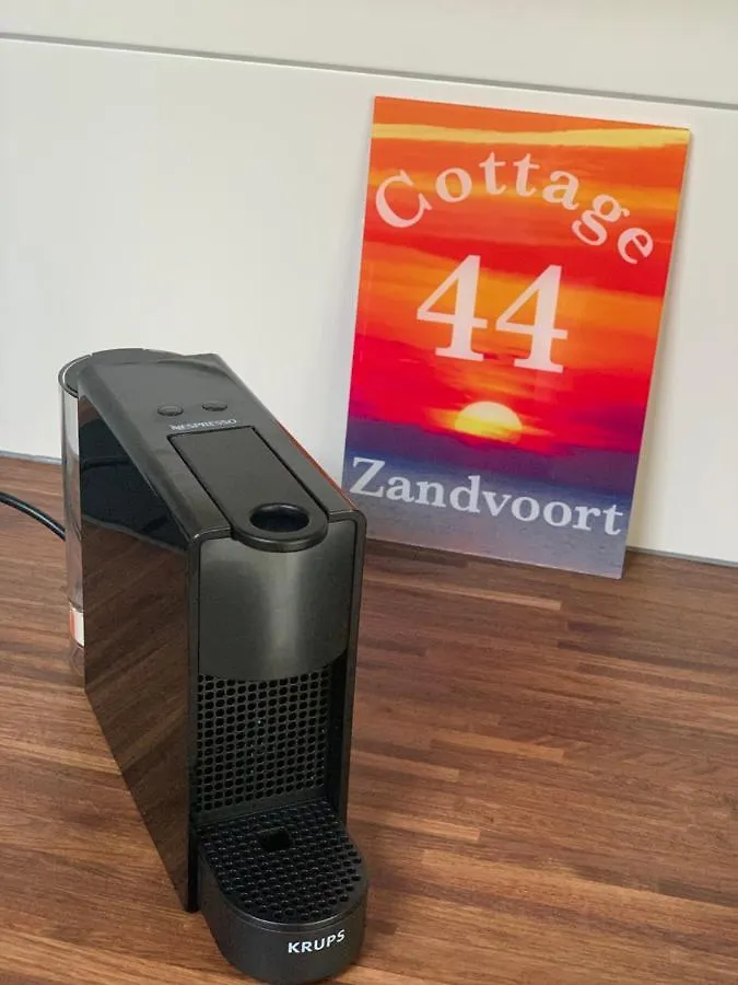 Bed & Breakfast Cottage 44 - Free Parking! Zandvoort